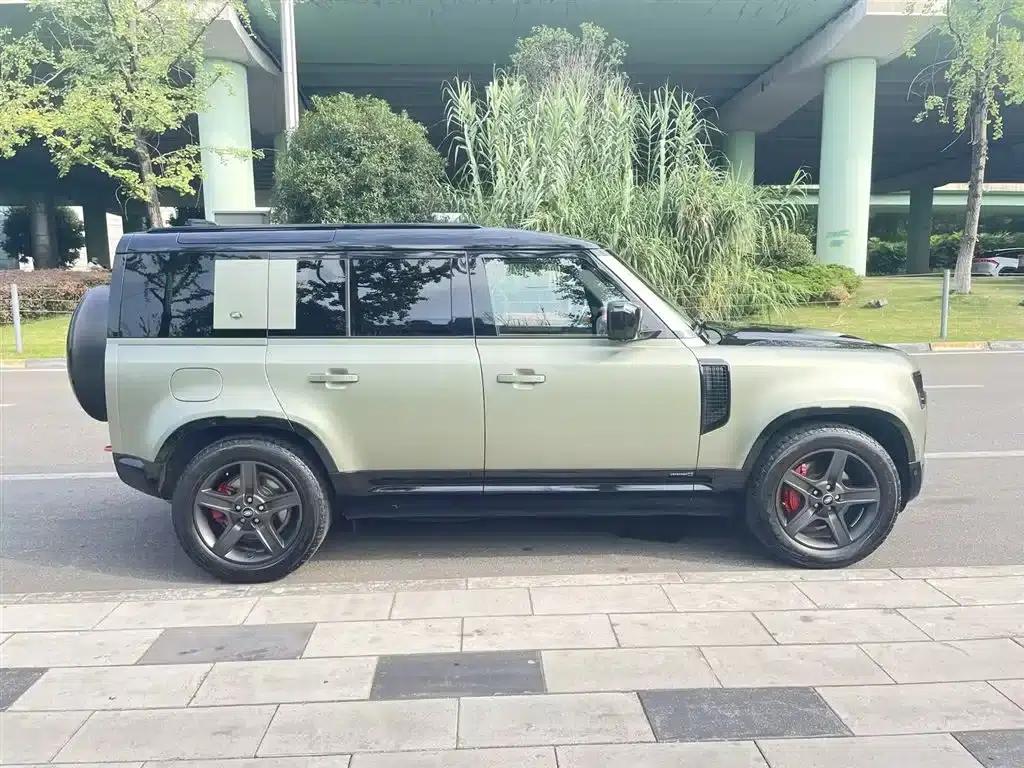 2024 Land Rover Defender 110 3.0T P400 X — миниатюра 5