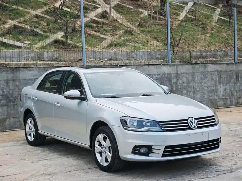 2013 Volkswagen Bora 1.6L Automatic Comfort Model — миниатюра 3