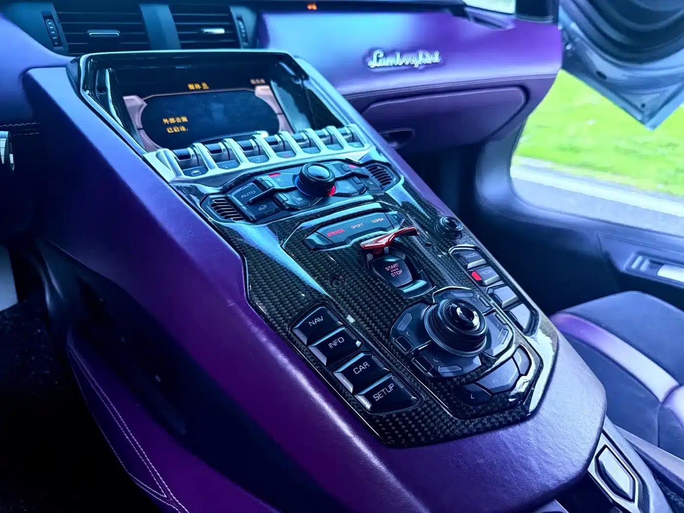 2011 Aventador LP 700-4 — миниатюра 23