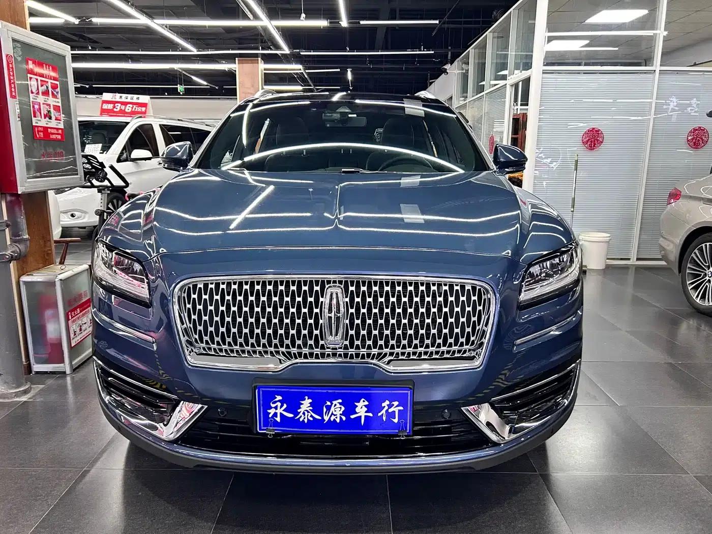 2019 Navigator Imported Model 2.0T 4WD Premium Edition (National V Emission Standard) — миниатюра 2