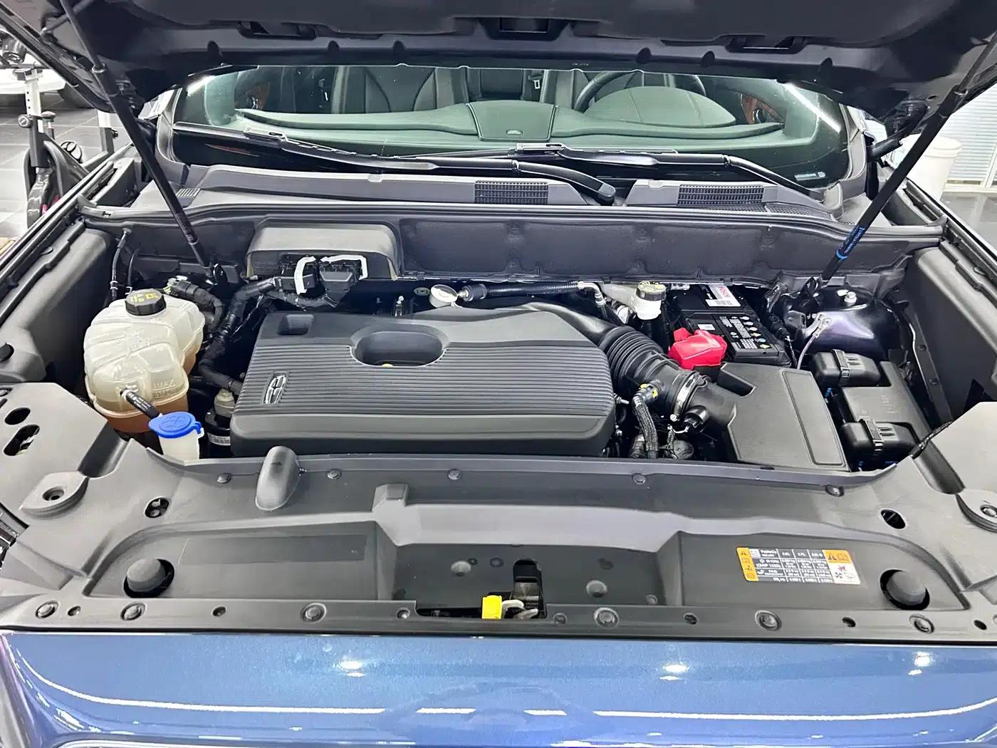 2019 Navigator Imported Model 2.0T 4WD Premium Edition (National V Emission Standard) — миниатюра 17