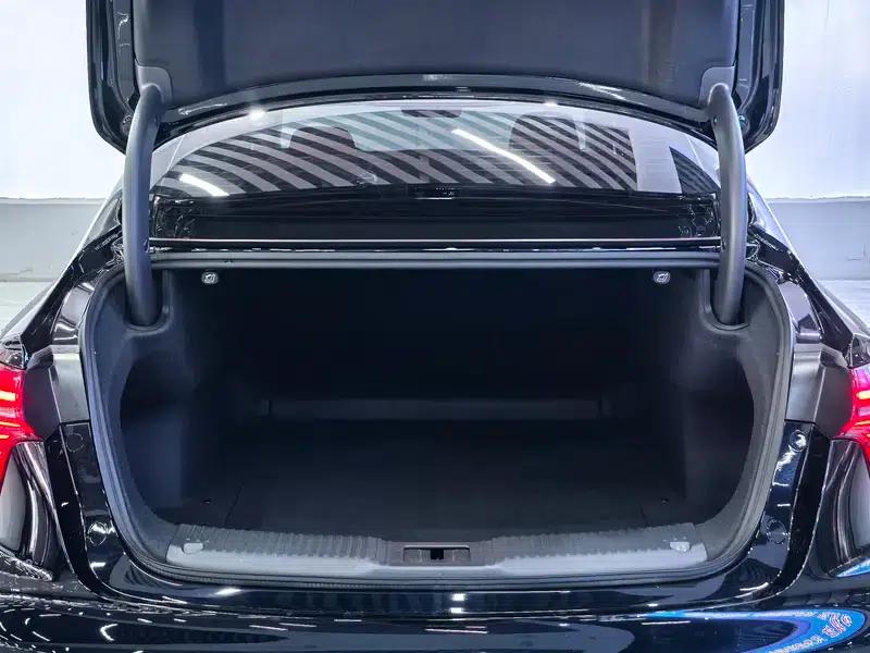 Hongqi H5 2025 2.0T Automatic Flagship Edition — миниатюра 22