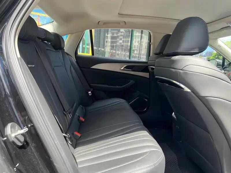 Hongqi H5 2023 1.5T DCT Intelligent Flagship Edition — миниатюра 9