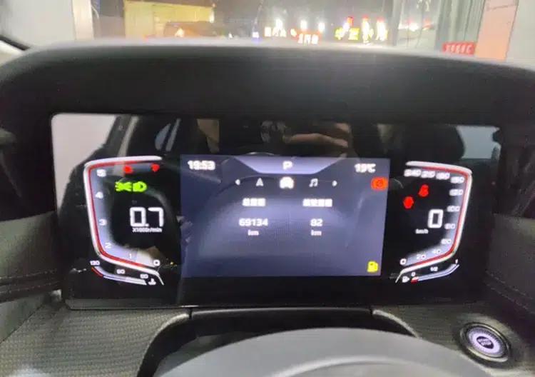 Hongqi H5 2023 1.5T DCT Intelligent Flagship Edition — миниатюра 10