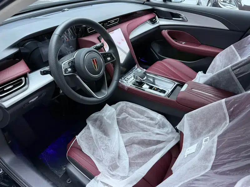 Hongqi H5 2025 1.5T DCT Flag Edition — миниатюра 11