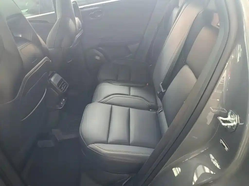 Lynk & Co 06 2025 Renew 1.5T Pro — миниатюра 17