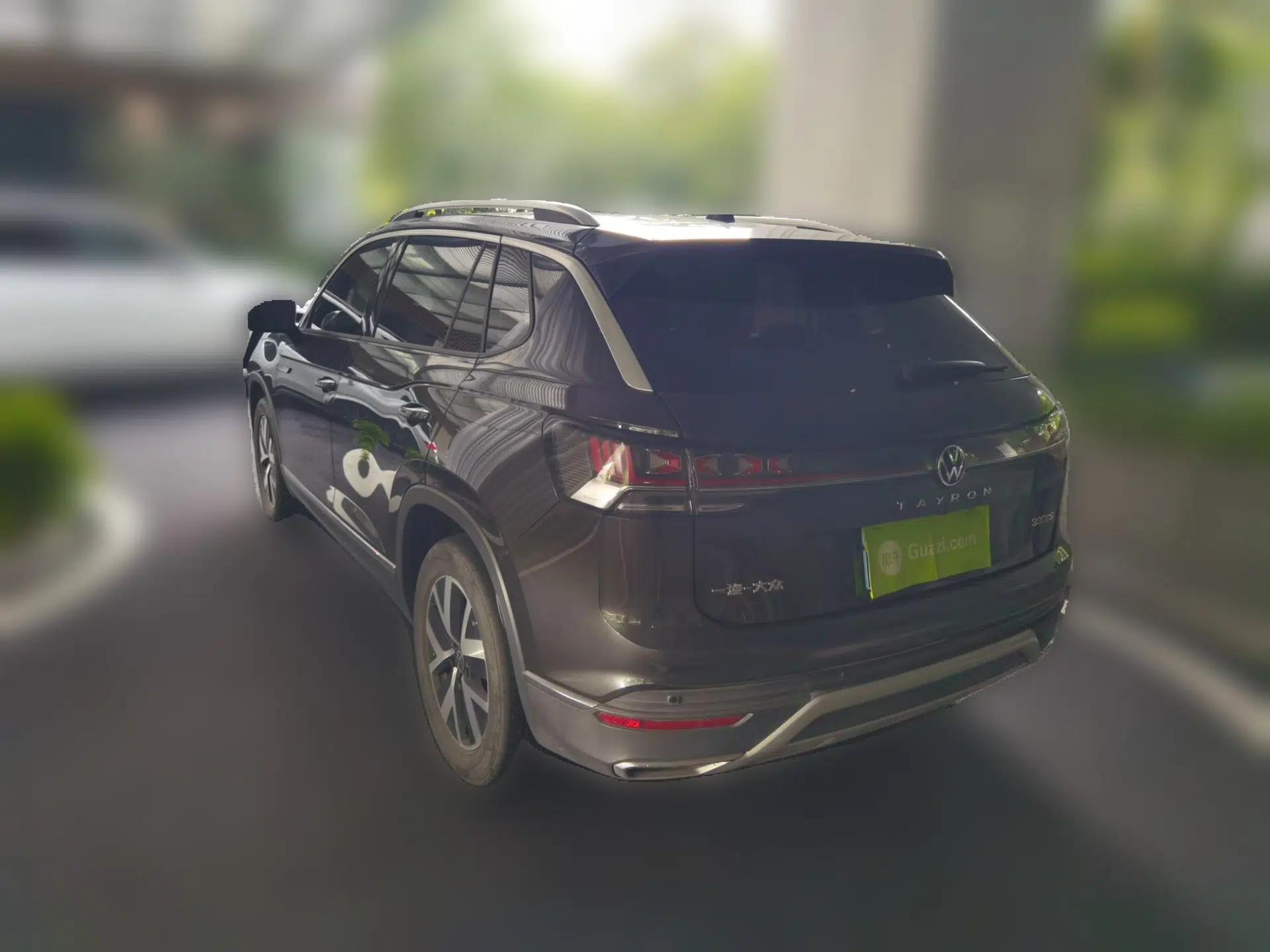 Volkswagen Tayron 2023 330TSI Two-Wheel-Drive Luxury Plus Advanced Version — миниатюра 4