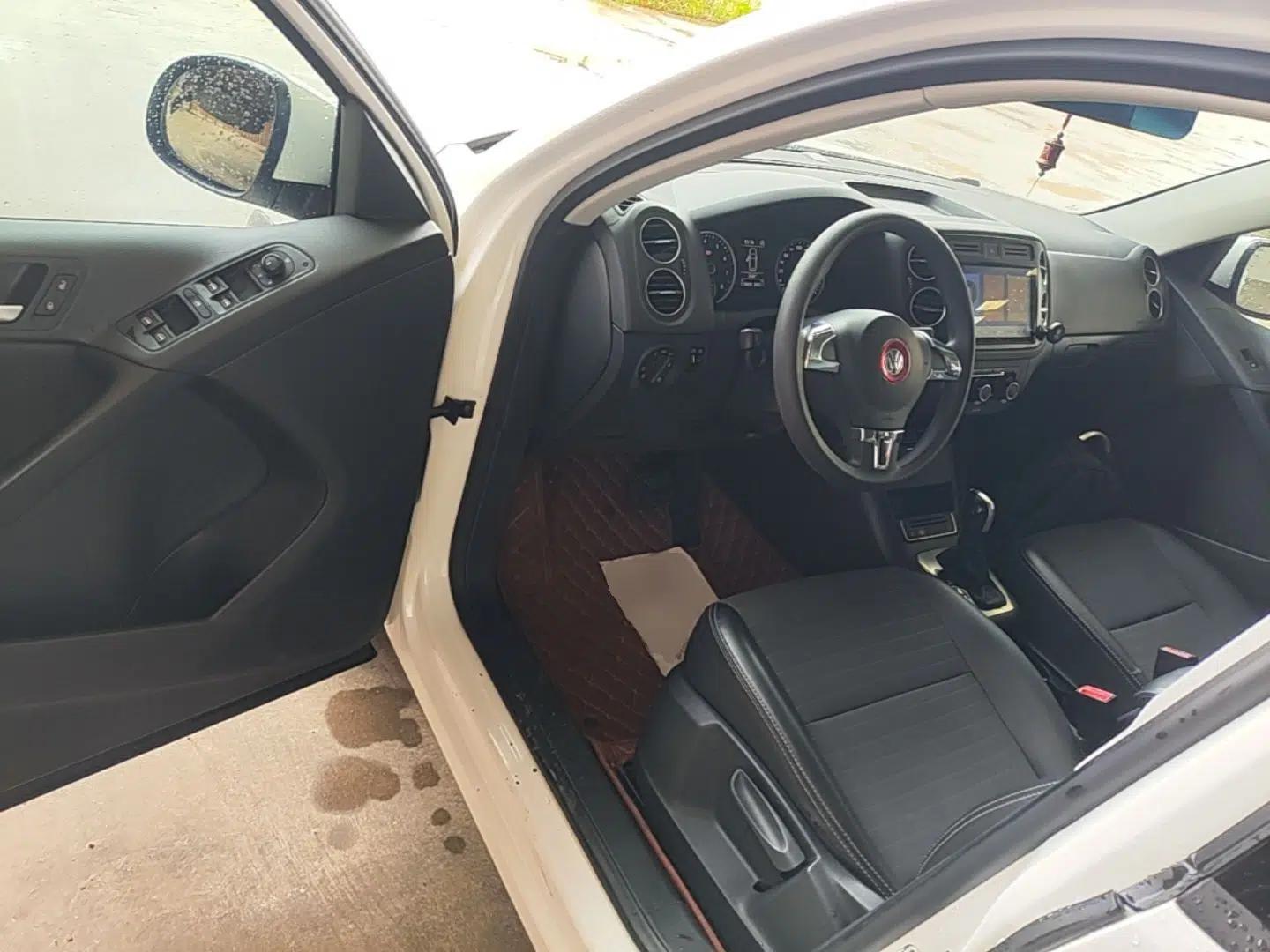 Volkswagen Tiguan 2016 280TSI Automatic Two-Wheel-Drive Silk Road Style Edition — миниатюра 18