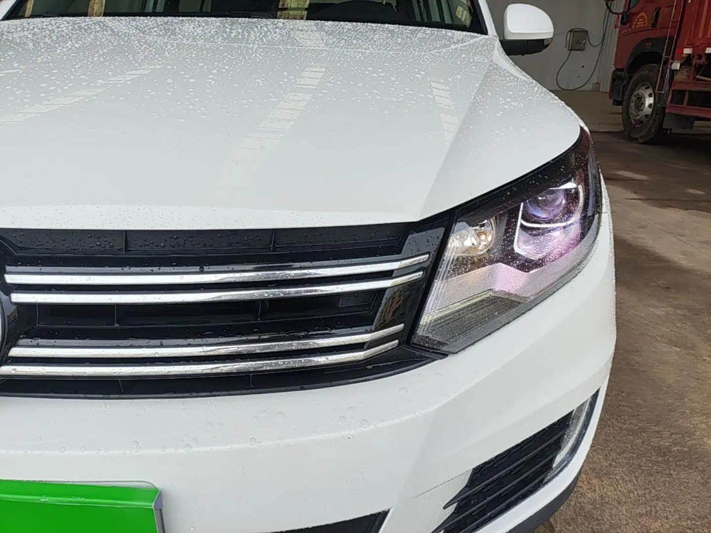 Volkswagen Tiguan 2016 280TSI Automatic Two-Wheel-Drive Silk Road Style Edition — миниатюра 8