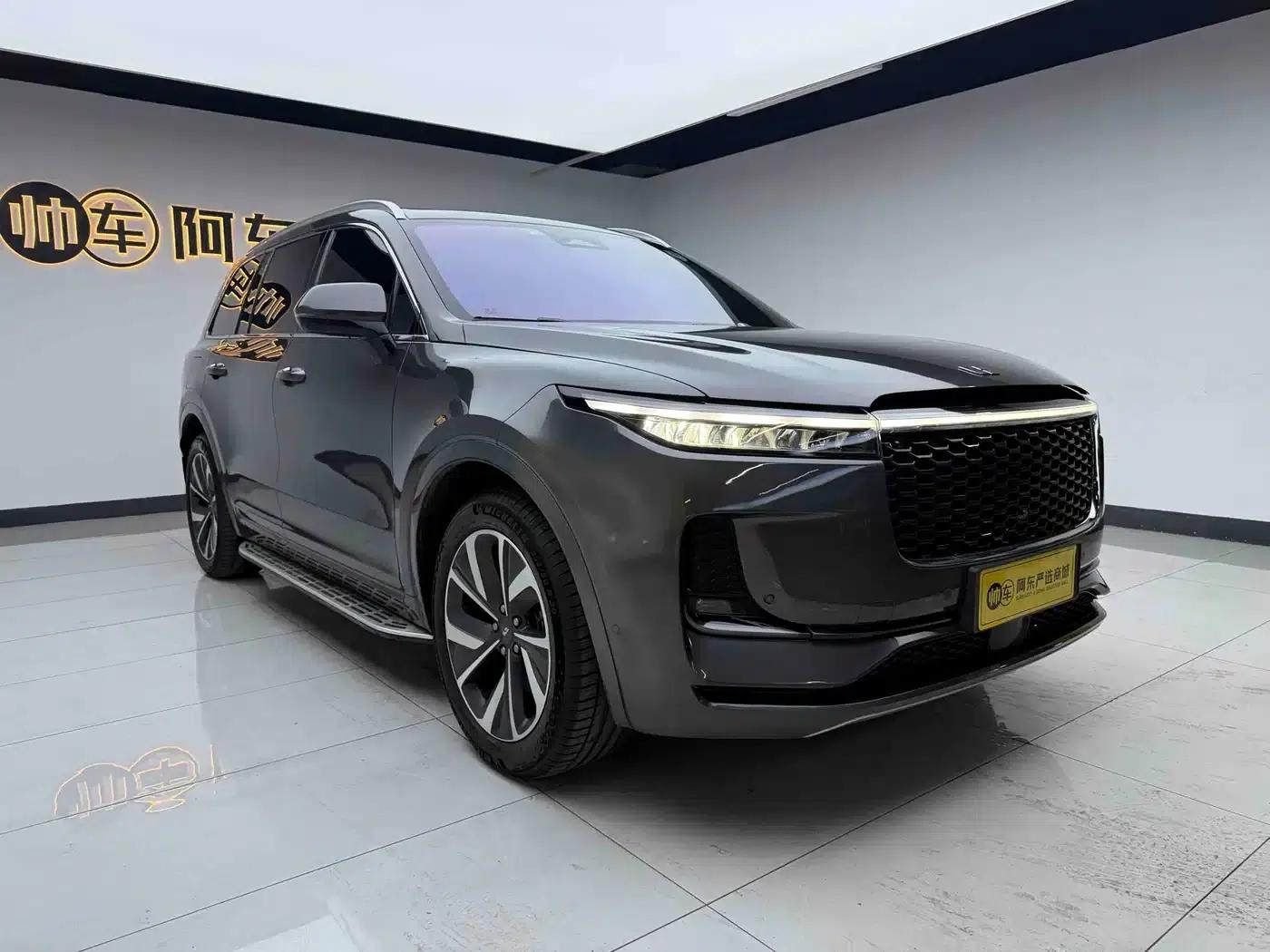 Li Auto ONE 2021 Extended Range 6-Seater — миниатюра 3