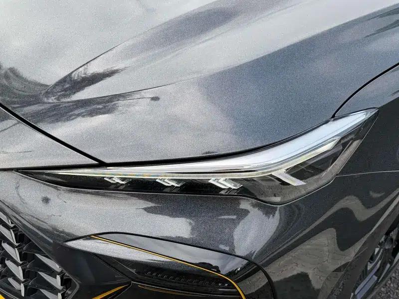 MG6 2021 Pro 1.5T Automatic Trophy Luxury Edition — миниатюра 8