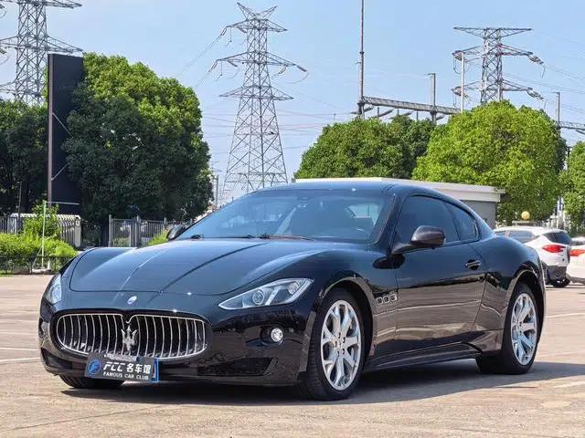 2013 GranTurismo 4.2L Automatic Rear-Wheel Drive 4-Seater (Parallel Import)