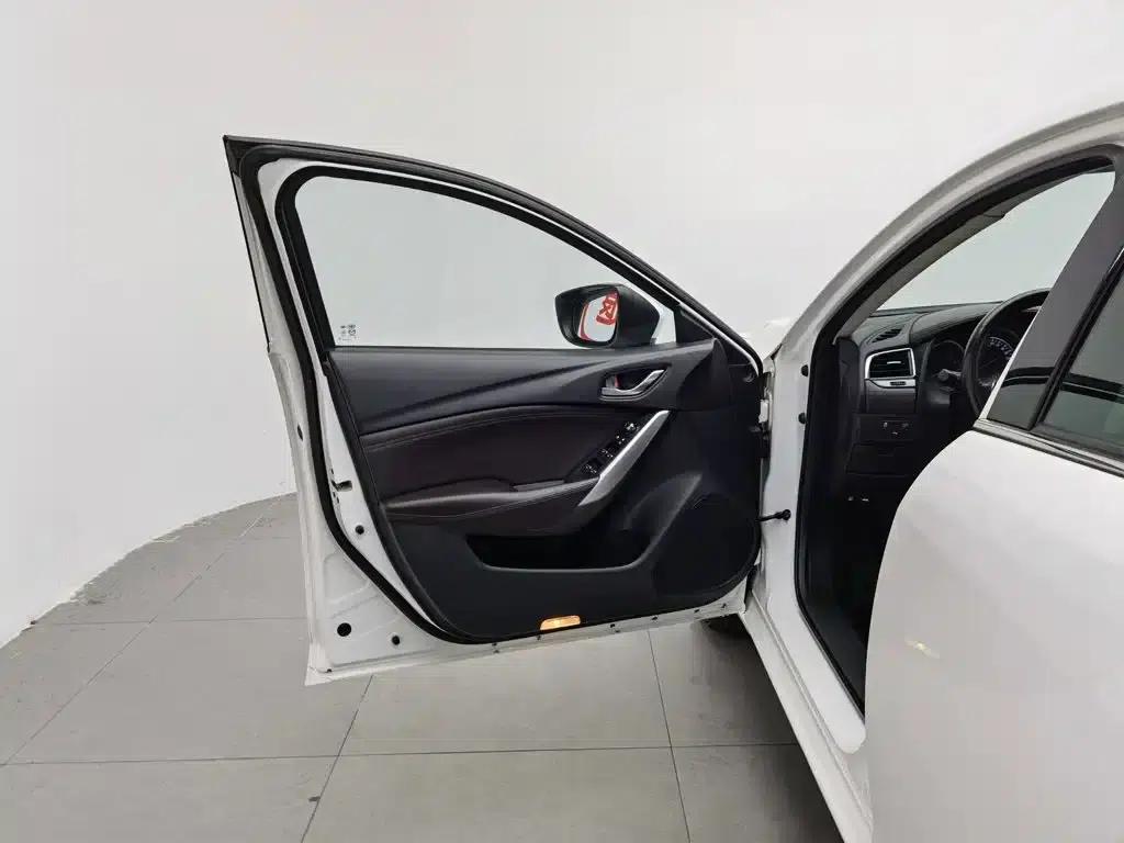 Mazda6 Atenza 2018 2.0L Blue Sky Luxury Edition (National V Emission Standard) — миниатюра 8