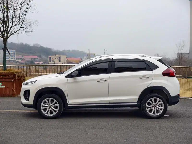 Chery Tiggo 3x 2022 Diamond Edition 1.5L CVT Siberia Edition — миниатюра 4