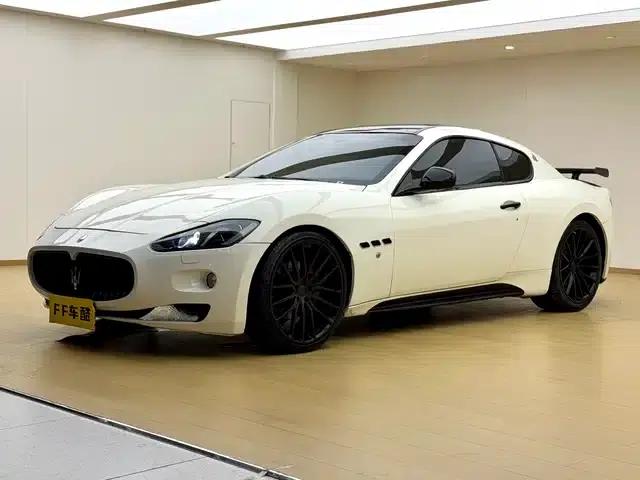 GranTurismo 2012 4.7L MC Stradale
