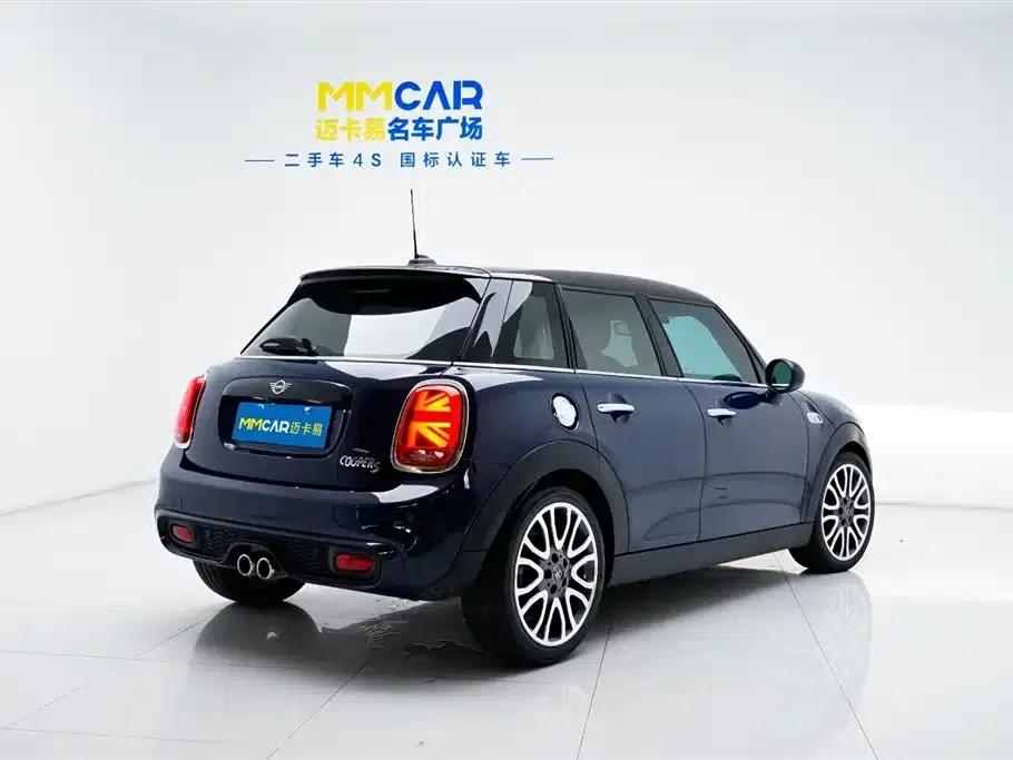 MINI 2019 2.0T COOPER S Artist 5-Door Edition — миниатюра 3