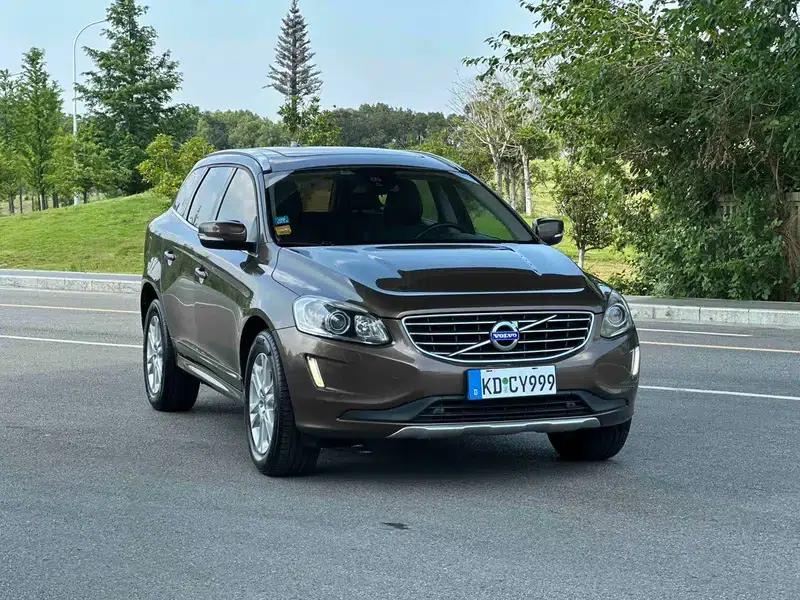 2015 Volvo XC60 T5 Smart Edition — миниатюра 3