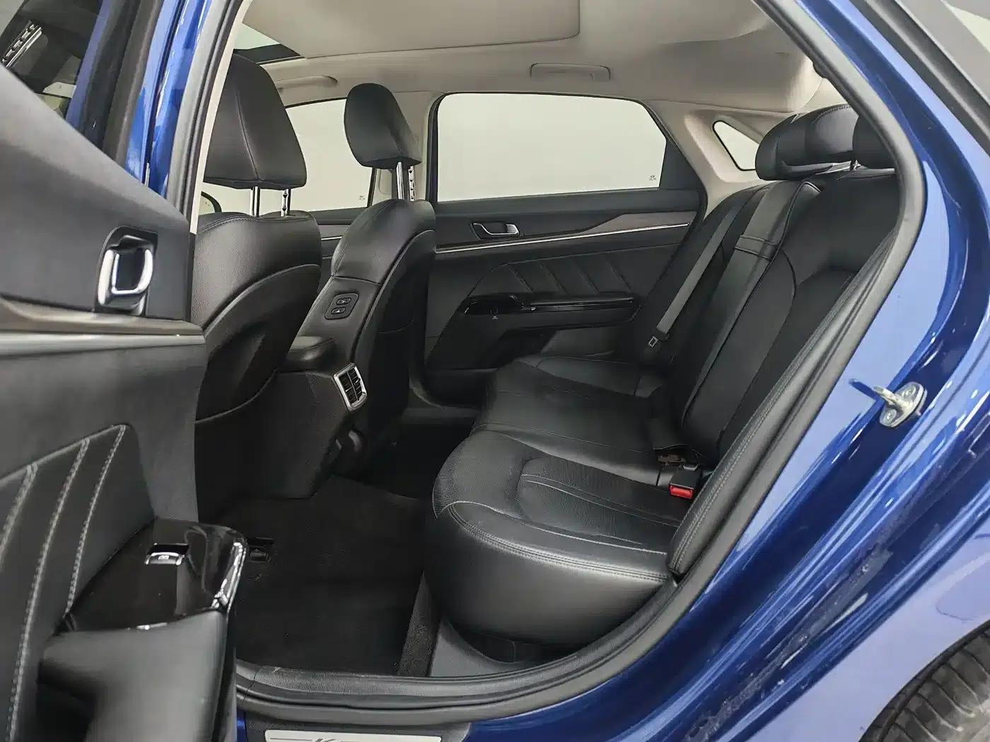 Kia K5 2021 380T GT-Line Flagship Edition — миниатюра 8
