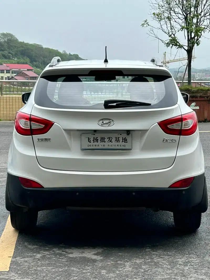 Hyundai ix35 2015 2.0L Automatic 2WD Smart Model (National IV Emission Standard) — миниатюра 5