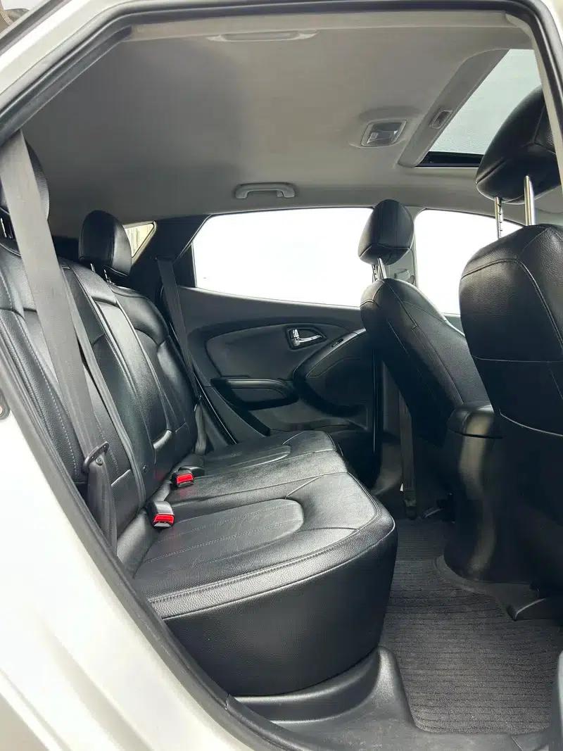 Hyundai ix35 2015 2.0L Automatic 2WD Smart Model (National IV Emission Standard) — миниатюра 7