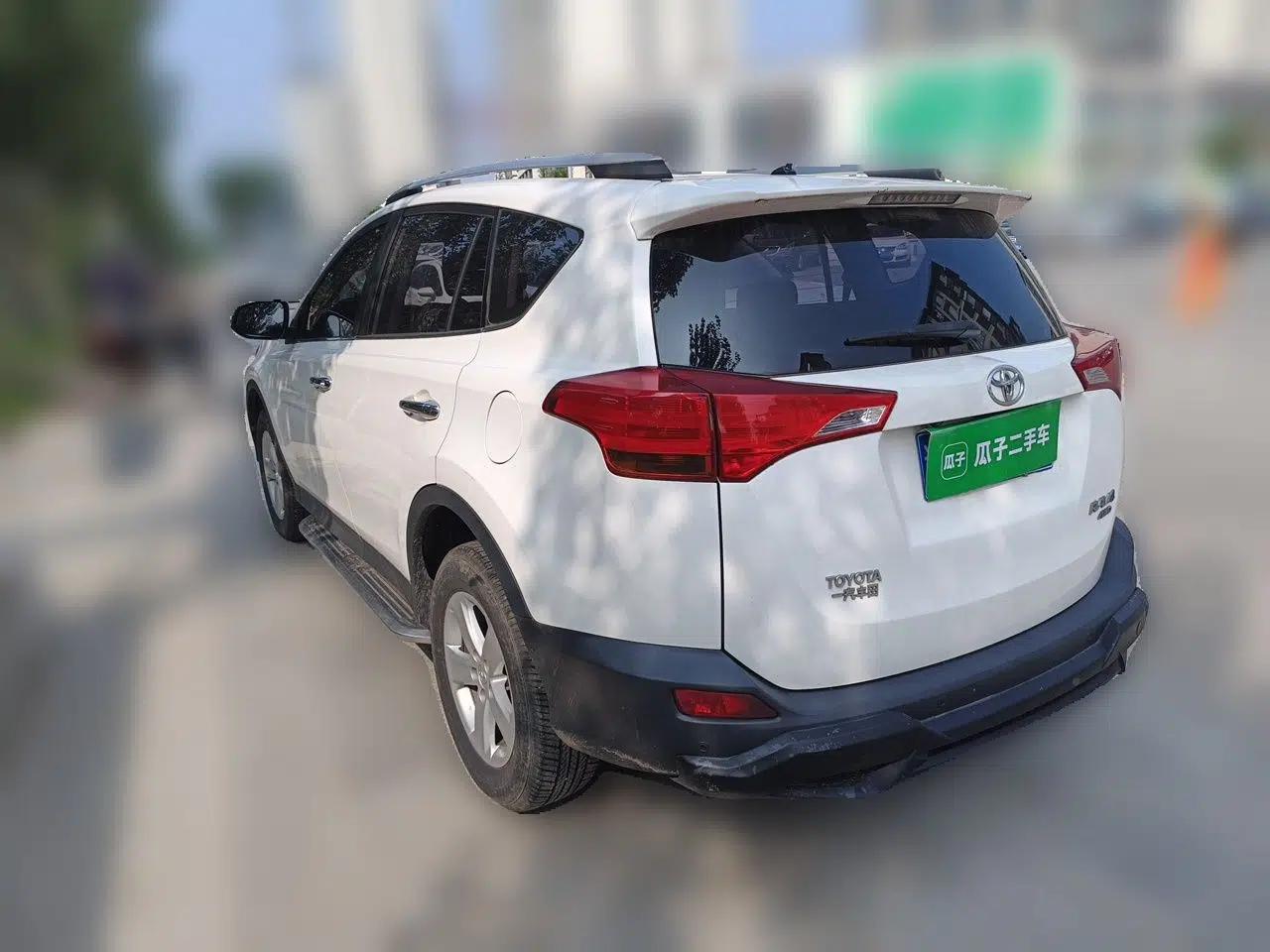 Toyota RAV4 2013 2.5L Automatic 4x4 Elite Edition — миниатюра 4
