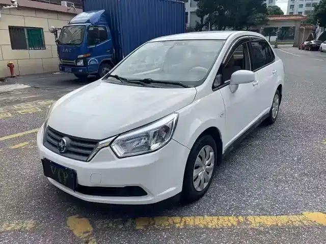 Venucia D50 2012 1.6L Automatic Premium Edition