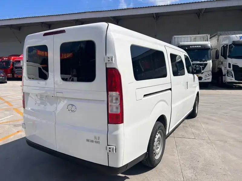 Ruichi R5 2025 Passenger Edition Supercharging Pioneer II 50.1kWh — миниатюра 6