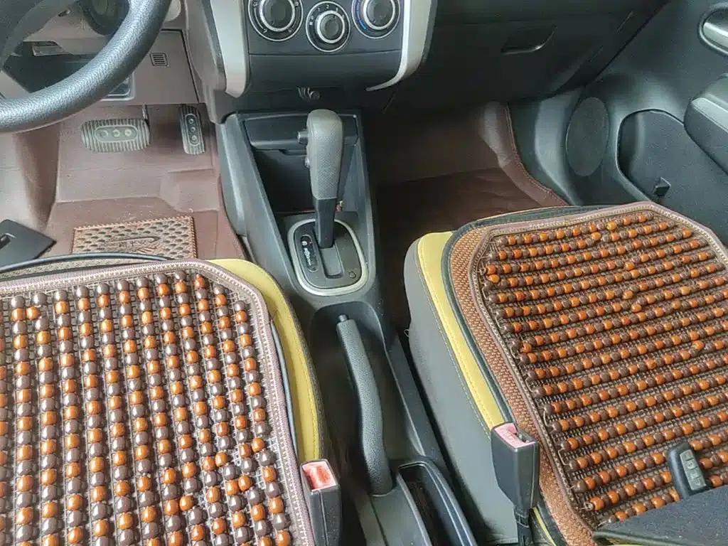 Venucia R50X 2013 1.6L Automatic — миниатюра 14