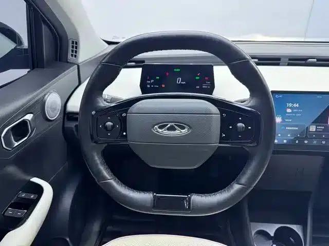 Little Ant 2024 Model 321km Range - Love Edition — миниатюра 6