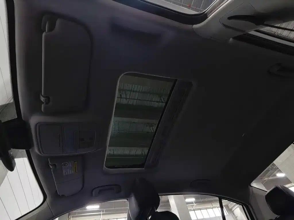 Roewe i5 2021 1.5L CVT Platinum Edition — миниатюра 14