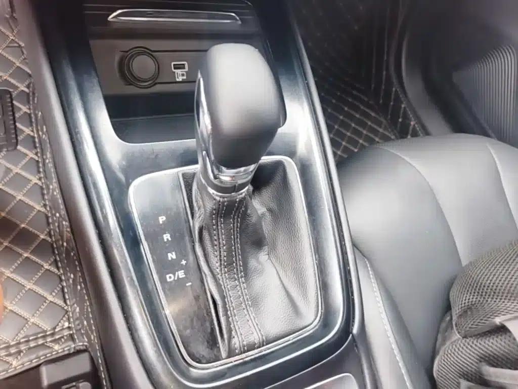 Roewe i5 2019 1.5L Automatic 4G Connected Flagship Edition — миниатюра 14