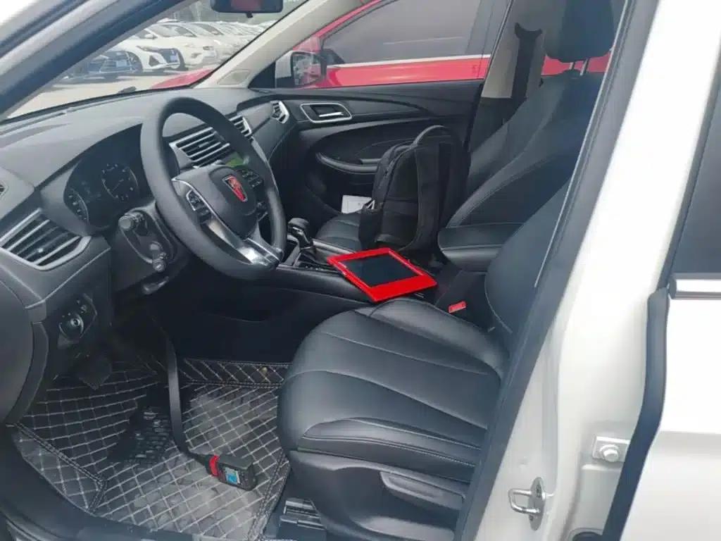 Roewe i5 2019 1.5L Automatic 4G Connected Flagship Edition — миниатюра 15