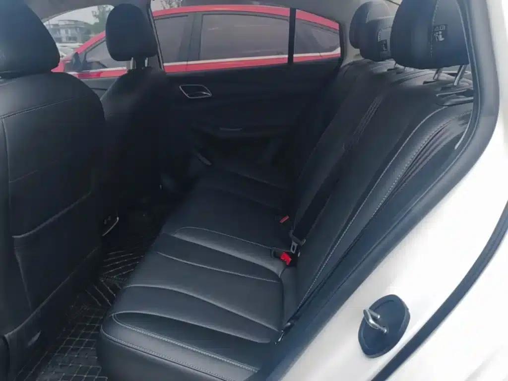 Roewe i5 2019 1.5L Automatic 4G Connected Flagship Edition — миниатюра 17