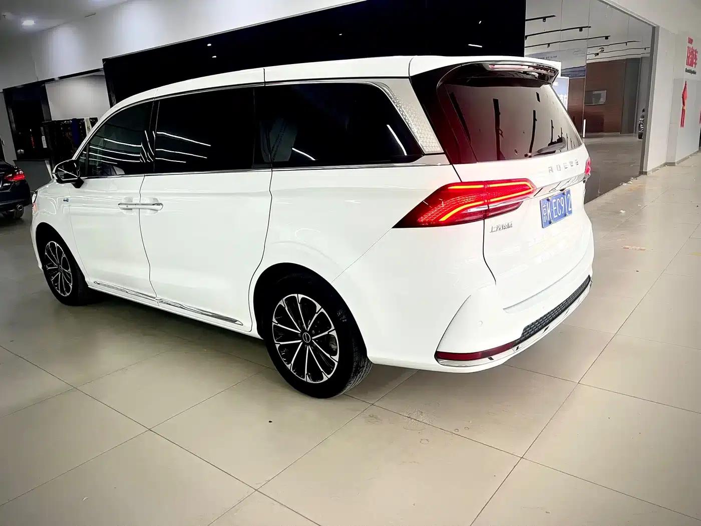 Roewe iMAX8 2021 400TGI Supreme Series Land Cruiser Edition — миниатюра 7