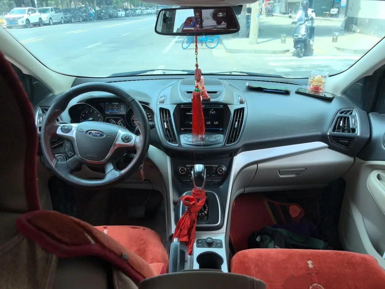 Ford Kuga 2013 1.6L GTDi 4x4 Elite Model — миниатюра 9