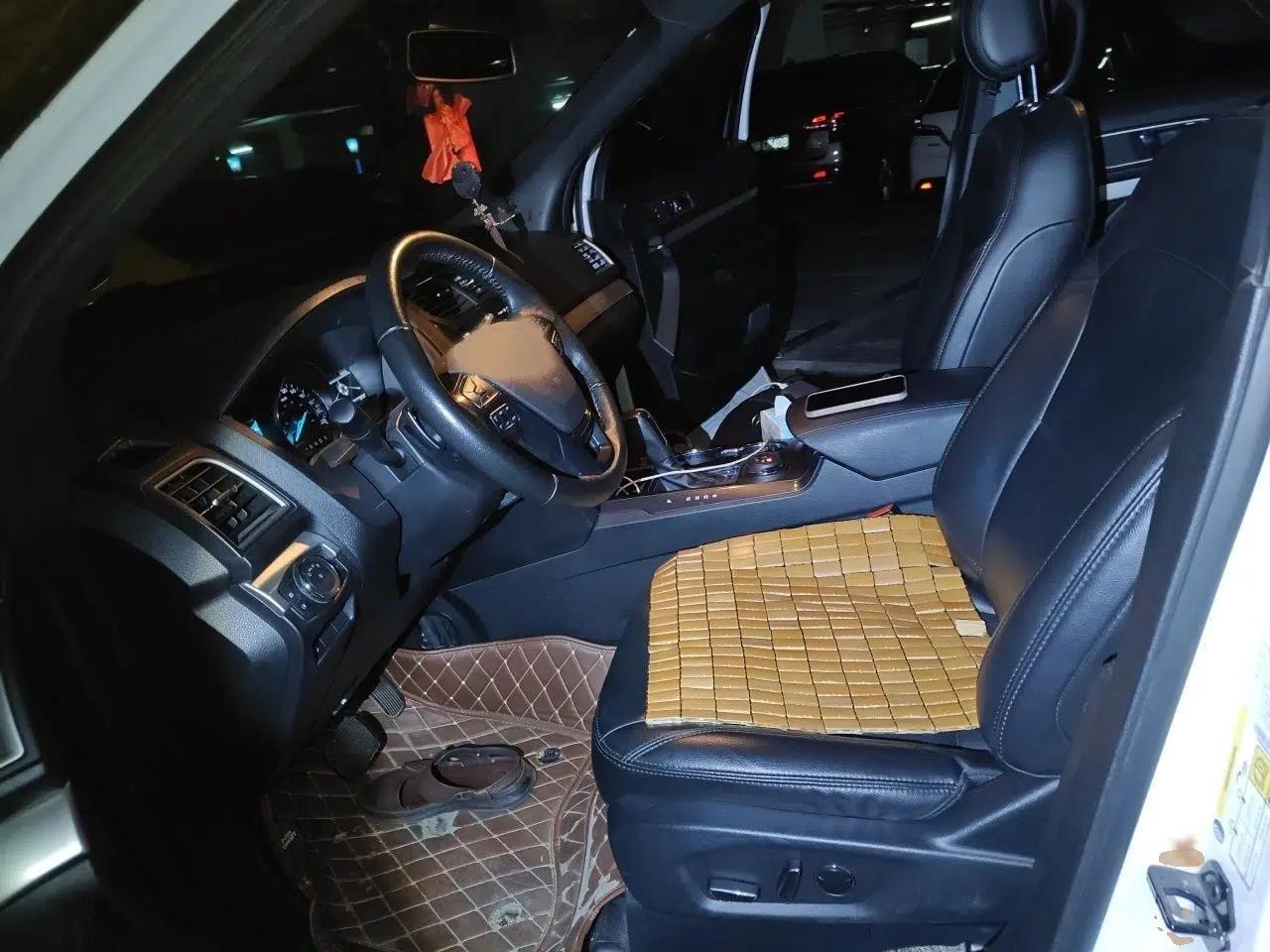 Ford Explorer 2016 2.3T Fashion Edition — миниатюра 14