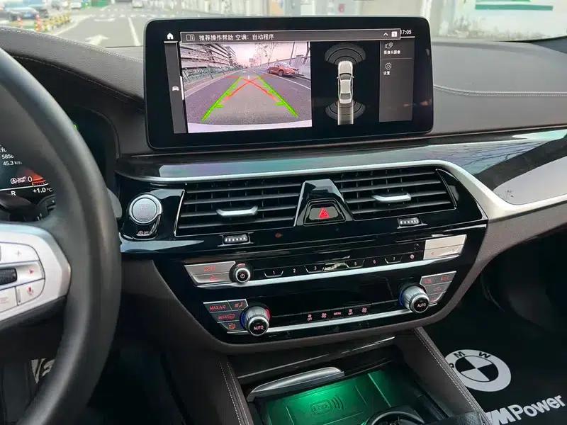 BMW 5 Series 2022 Facelift 525Li M Sport Package — миниатюра 11