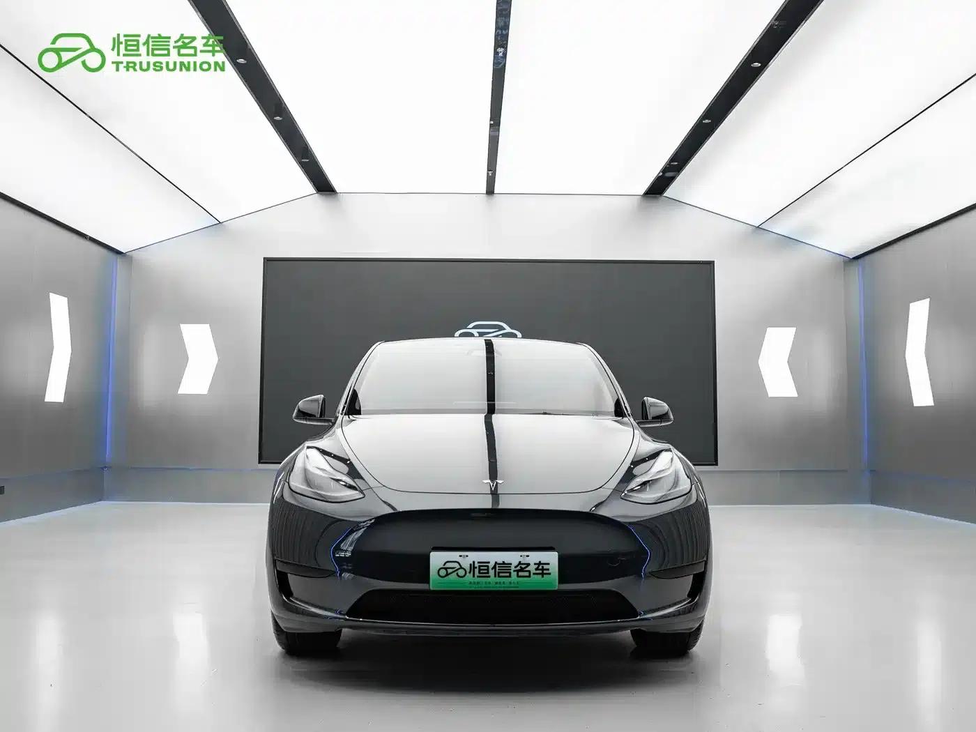 Model Y 2024 Rear-Wheel Drive — миниатюра 2