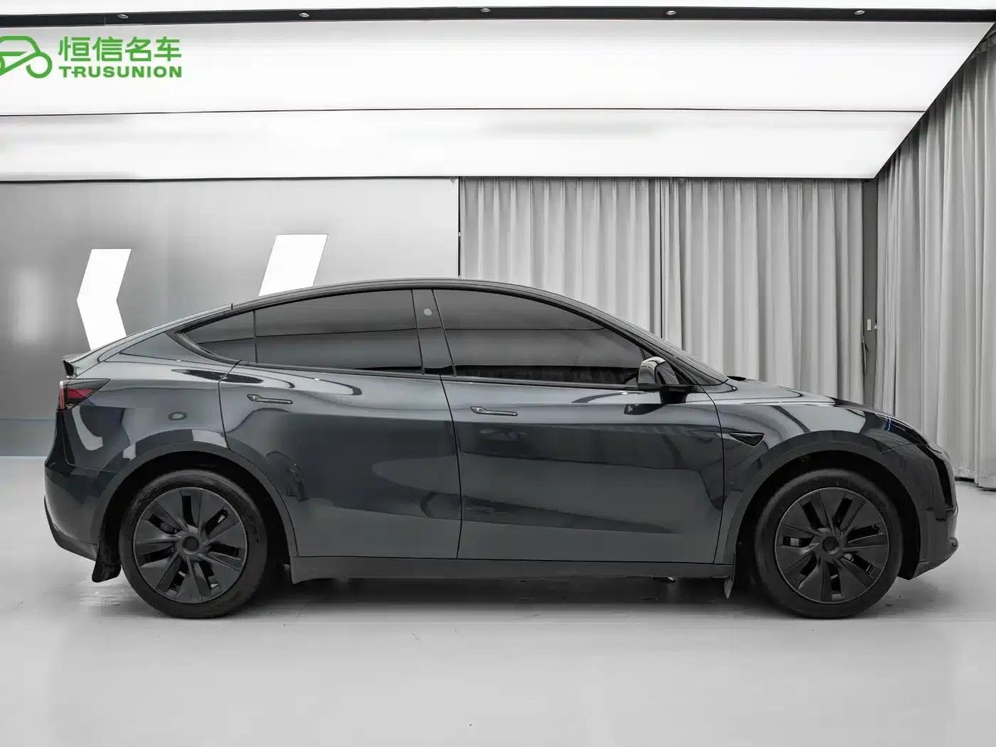 Model Y 2024 Rear-Wheel Drive — миниатюра 7