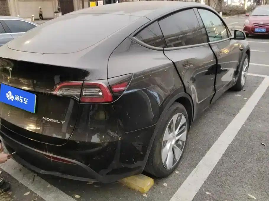 Model Y 2022 Rear-Wheel Drive — миниатюра 3