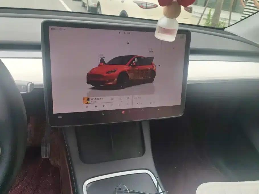 Model Y 2021 Facelift II - Long Range All-Wheel Drive — миниатюра 13