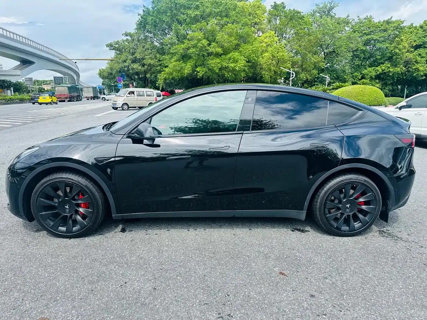 Model Y 2022 Facelift Rear-Wheel Drive Version — миниатюра 4