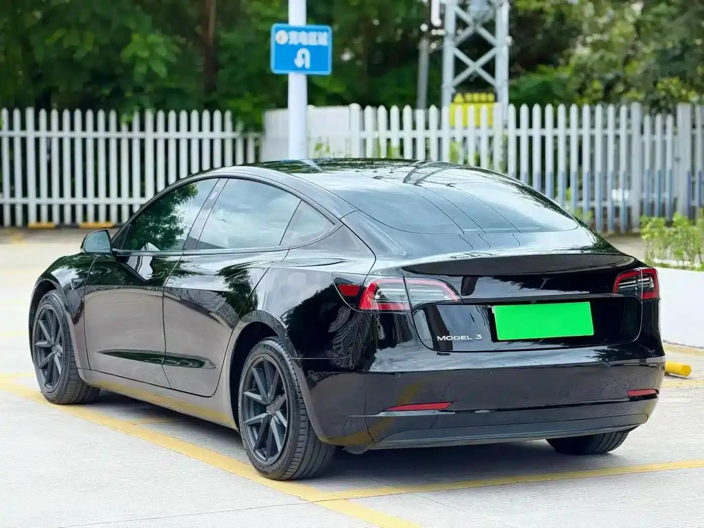 Model 3 2022 Rear-Wheel Drive — миниатюра 8