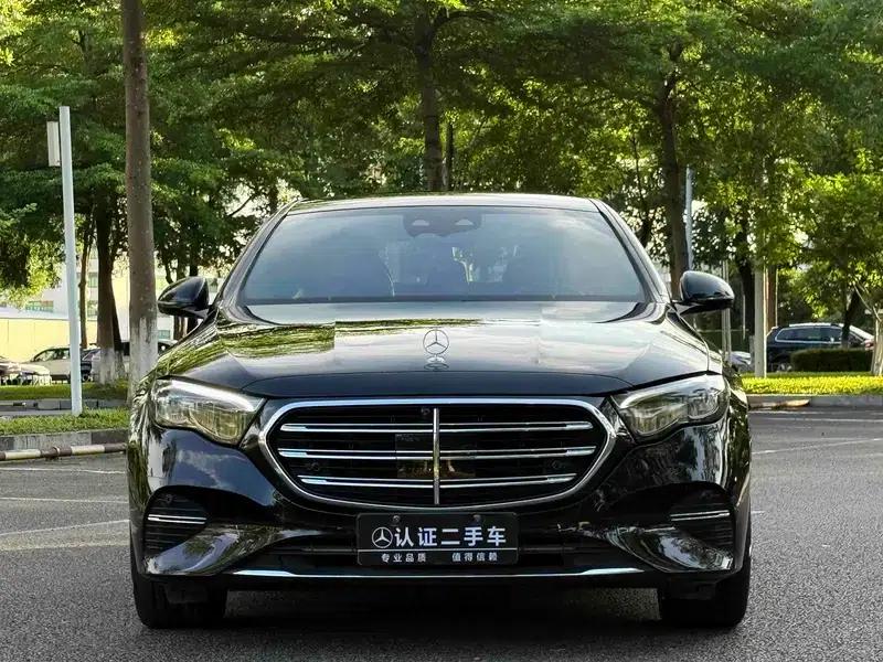 Mercedes-Benz E-Class 2024 E 300 L Fashion Sedan — миниатюра 2