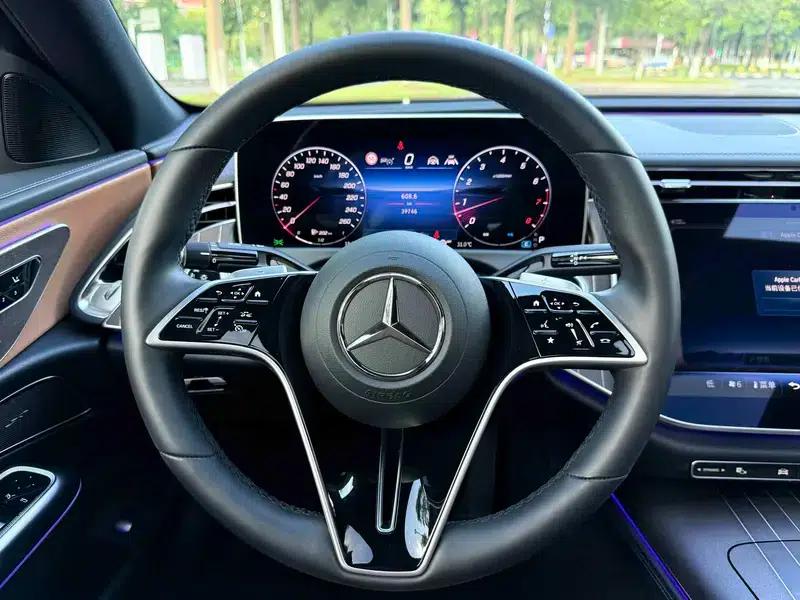 Mercedes-Benz E-Class 2024 E 300 L Fashion Sedan — миниатюра 11