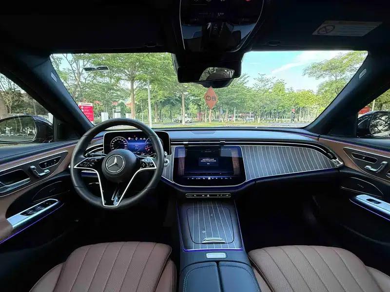 Mercedes-Benz E-Class 2024 E 300 L Fashion Sedan — миниатюра 9
