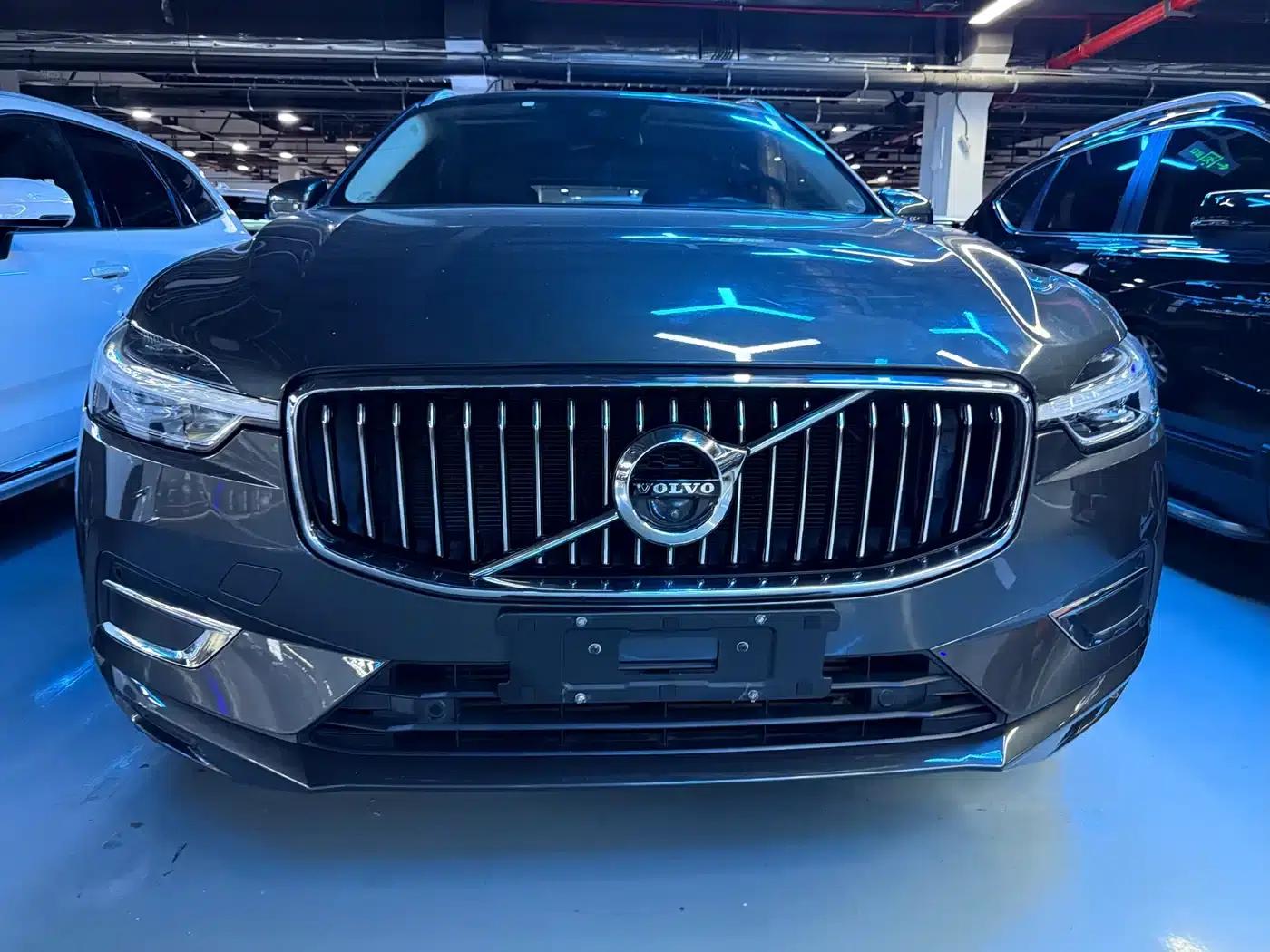 2020 Volvo XC60 T5 AWD Inscription Luxury Edition — миниатюра 2
