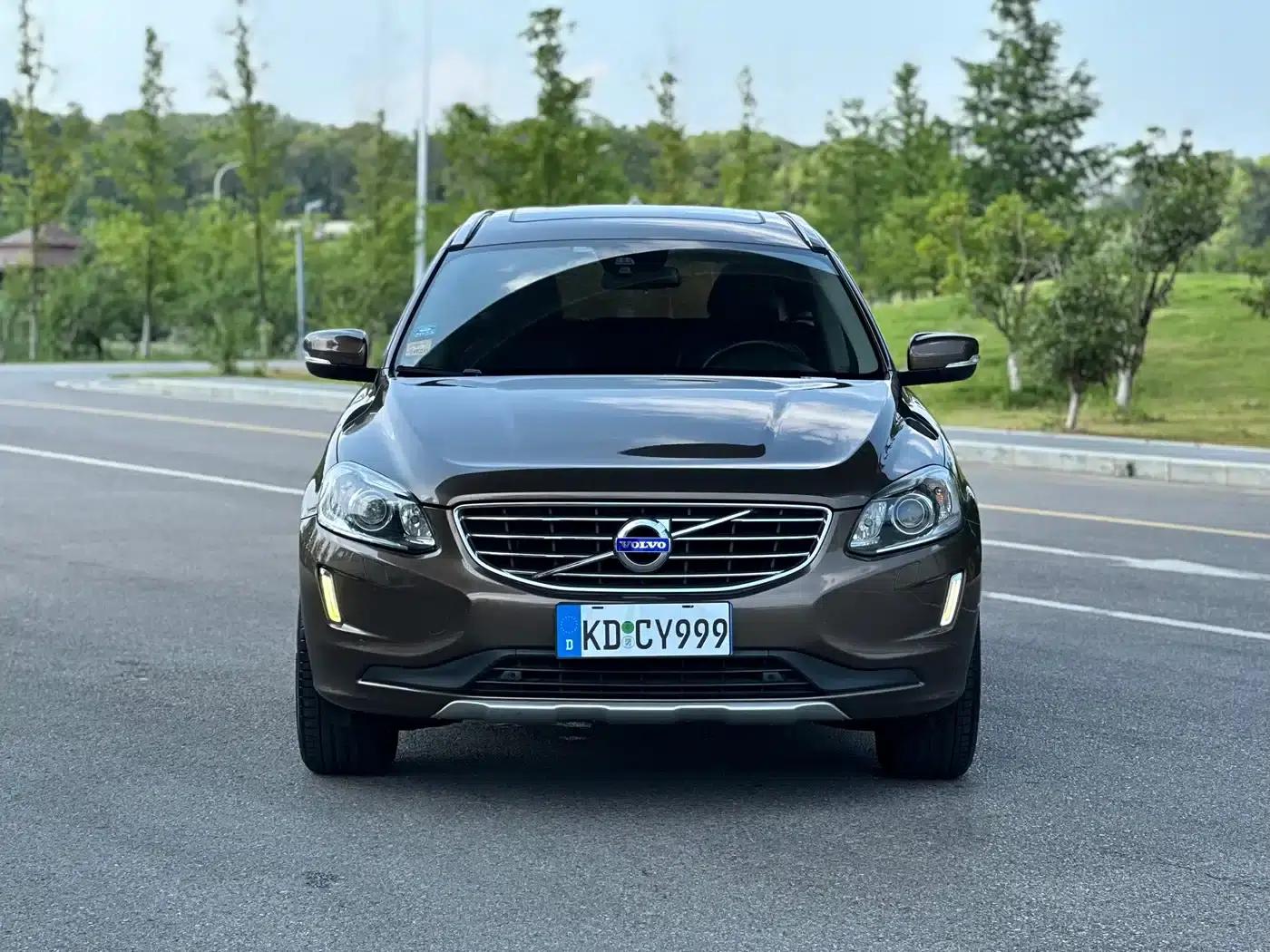 2015 Volvo XC60 T5 Smart Edition — миниатюра 2