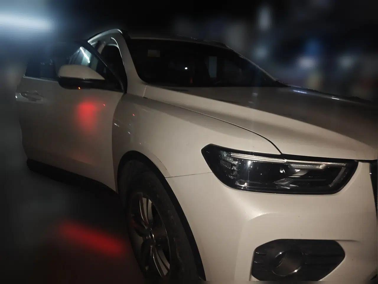 Haval H6 2017 Red-Label 2.0T Automatic Two-Wheel Drive Leading Edition — миниатюра 3