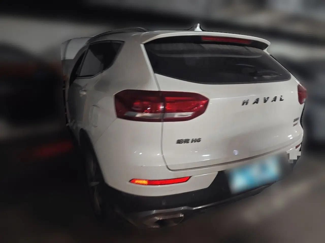 Haval H6 2017 Red-Label 2.0T Automatic Two-Wheel Drive Leading Edition — миниатюра 4